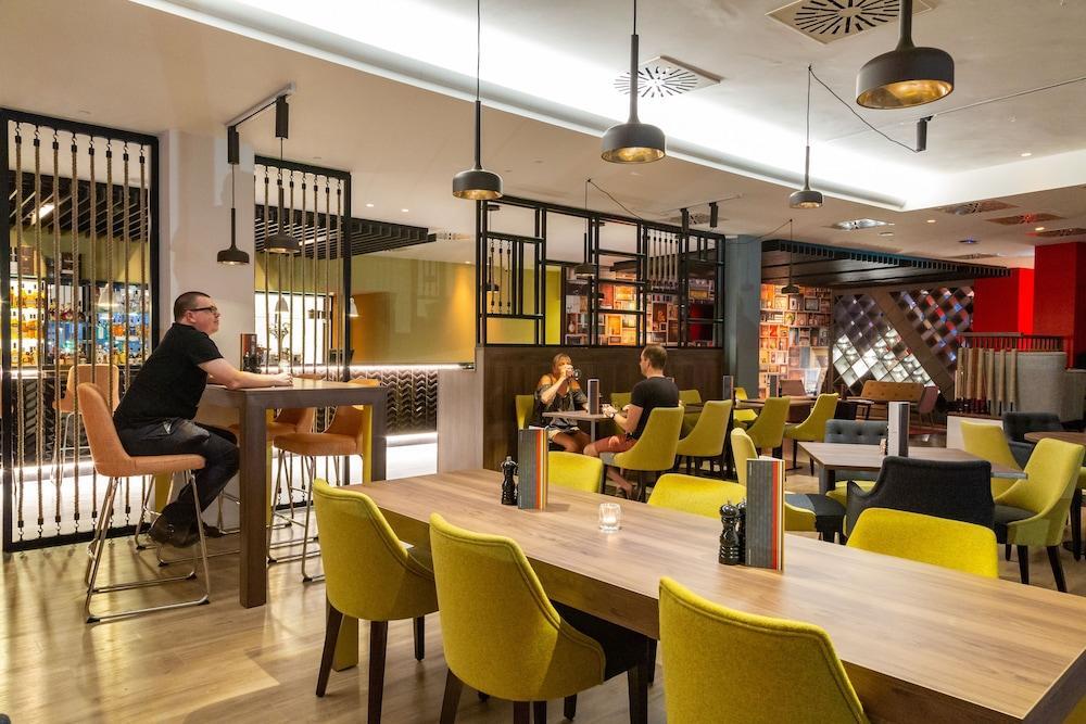 Four Points Flex By Sheraton Дънди Екстериор снимка